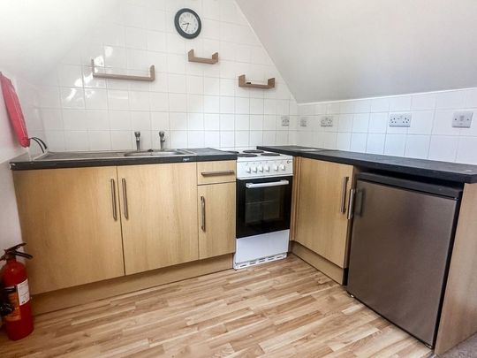 1 bedroom flat to rent - Photo 1