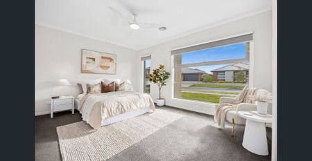 Bright and spacious upgraded home! - Photo 4