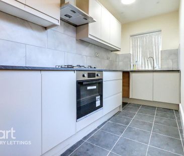 3 bedroom terraced house to rent - Photo 6