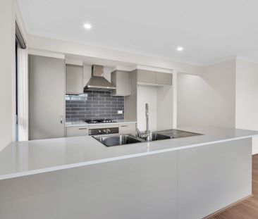 Stunning home! - Photo 5