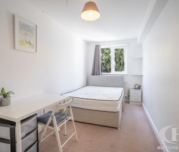 1 bedroom property to rent - Photo 2