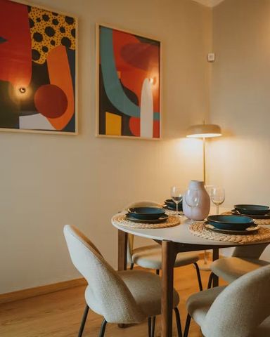 Carrer de Sant Lluís, Barcelona, Catalonia 08012 - Foto 2