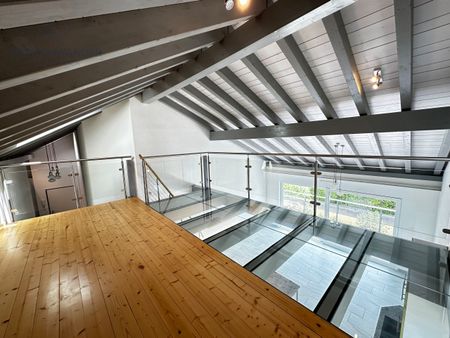 In a quiet neighborhood in the village center - Photo 5