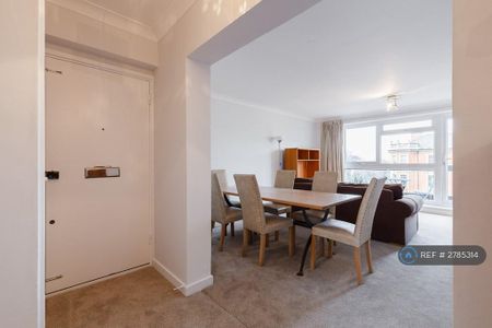 2 bedroom flat to rent - Photo 4