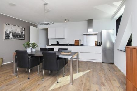 Appartement te huur: Anna van Buerenplein 272 2595 DE Den Haag - Foto 3