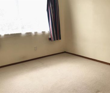 Comfortable and Affordable! - Photo 2