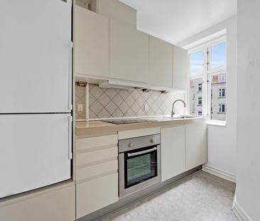 <b>Lys og Budget venlig 2-Værelses lejlighed i Vejgaard</b><br> - Foto 1