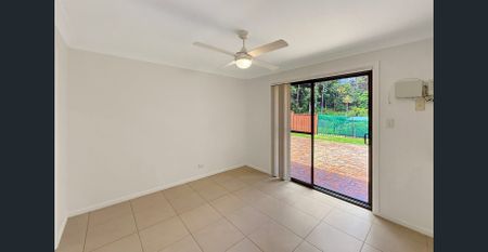 Recently Renovated 3-Bedroom Home – Fresh, Spacious & Move-In Ready! - Photo 4