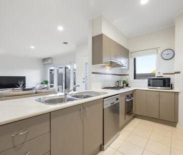 3/22 Tulloch Grove, Glen Waverley VIC 3150 - Apartment For Rent | D... - Photo 6