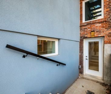 For Lease - 1731 Dufferin Street Unit# Unit 2, Toronto, Ontario - Photo 4