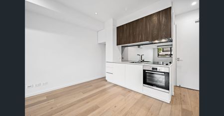 Modern, split level spacious two bedroom apartment! - Photo 5