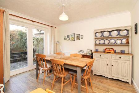 3 bedroom terraced house to rent - Photo 2
