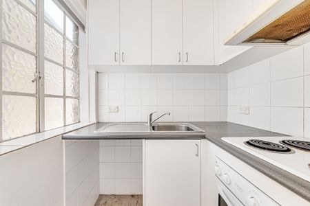 8/40 Hardie Street, Darlinghurst NSW 2010 - Apartment For Rent | Domain - Photo 3