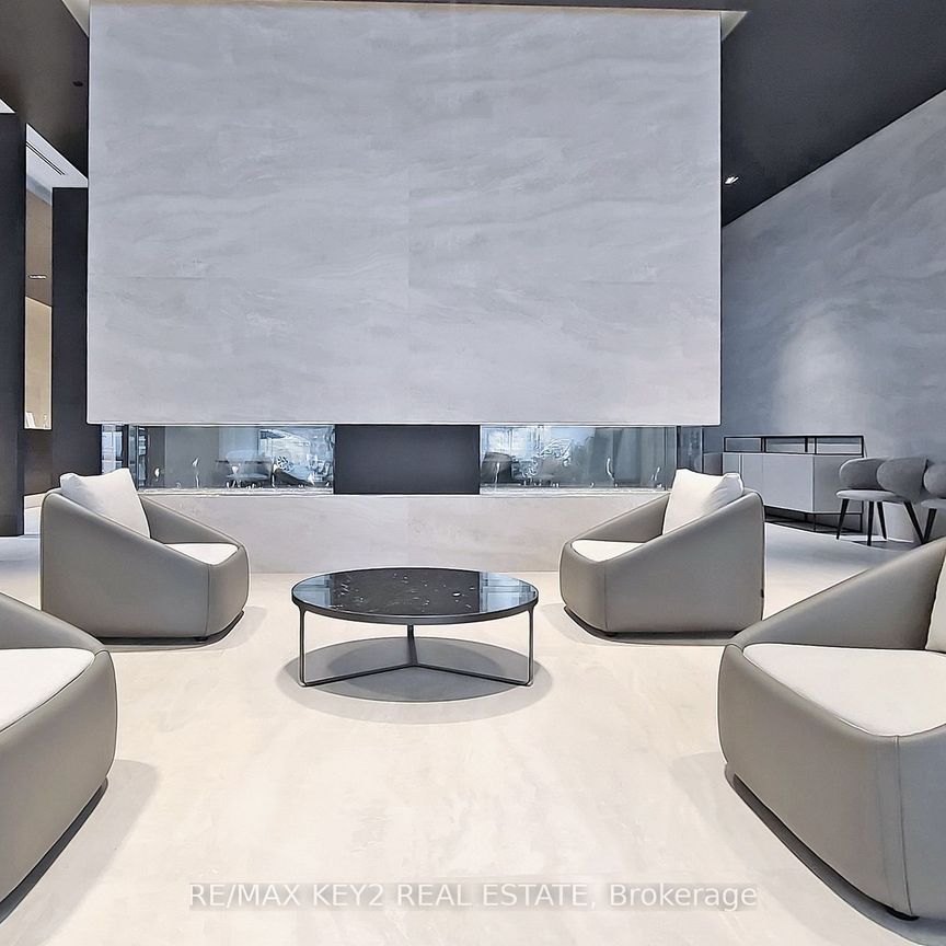 For Lease - 2221 Yonge Street Unit# 3310, Toronto, Ontario - Photo 1