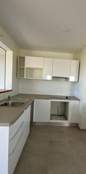 Location Appartement 57.64m² 3 pièces Fort de france - Photo 1