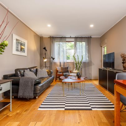 Nice Vintage Living - Photo 1