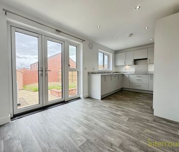 Hammett Crescent, CM23, Bishops Stortford - Photo 1