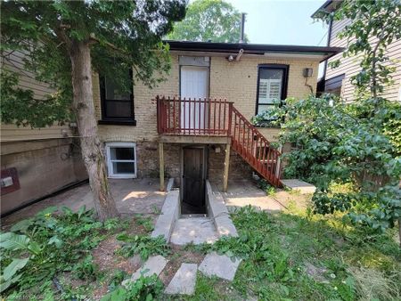 For Lease - 98 West Avenue Unit# Lower, Hamilton, Ontario - Photo 5