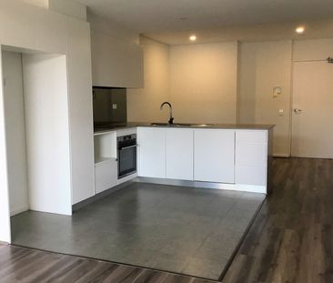 Prime Location - Photo 4