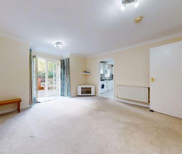 2 bedroom ground floor flat to rent - Photo 6