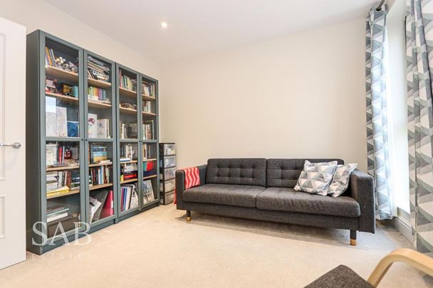 5 bedroom terraced house to rent - Photo 1