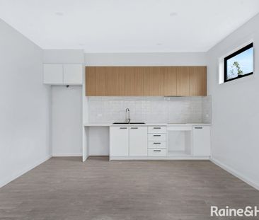 Modern & Spacious Living in a Prime Mernda Location - Photo 5