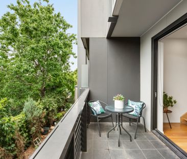 16 Dianella Walkway, Brunswick East VIC 3057 - Townhouse For Rent |... - Photo 5