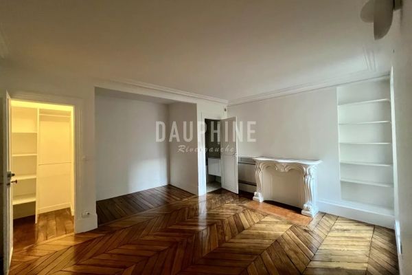 Appartement à louer à Paris 6Ème - Photo 1