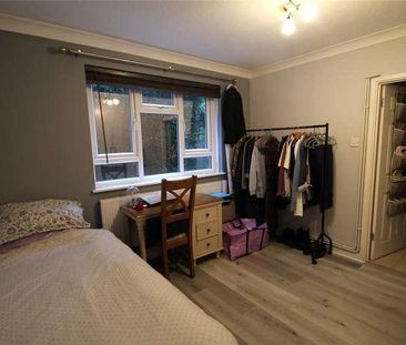 The Highlands, Abbotts Road, Barnet, EN5 - Photo 3