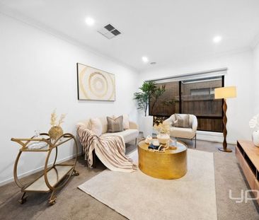 Exquisite Family Home in Riverwalk Estate! - Photo 3