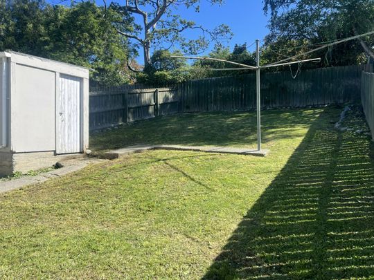 Four bedroom home available now! - Photo 1