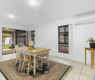 6 Wyndham Circuit, Holmview QLD 4207 - House For Rent | Domain - Photo 3