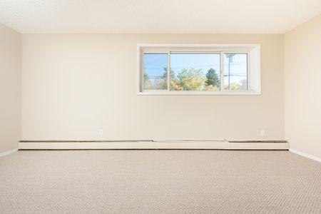 Fernwood Apartments - Photo 5