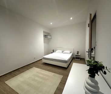 Location Appartement 2 pièces 48m² - Photo 2