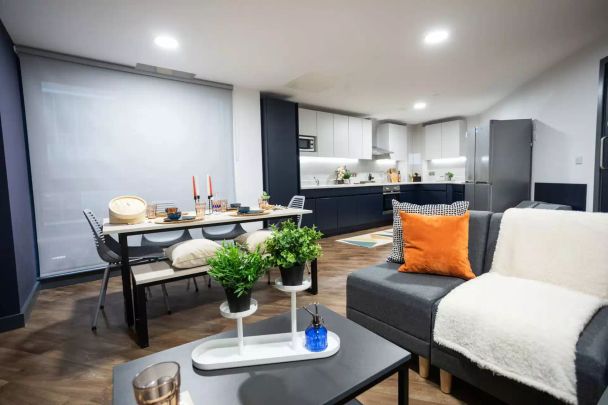 6 Bed En-suite - Photo 1