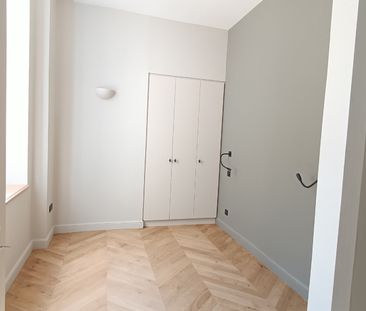 Location Appartement 4 pièces 87m² ORLEANS 45000 - Photo 4
