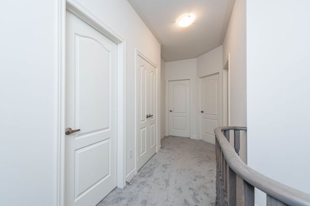 For Lease - 43 Silver Meadow Gardens, Hamilton, Ontario - Photo 1