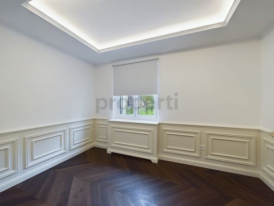 Modern 4.5-room apartment with spacious terrace and garden in Küsnacht - Photo 1