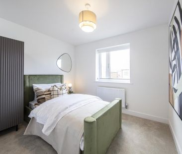 4 bedroom detached house to rent - Photo 3