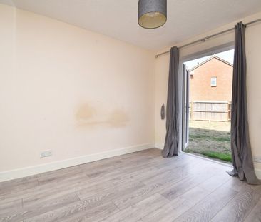 Shaw Drive, WALTON-ON-THAMES, KT12 - Photo 2