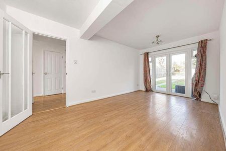 Orchard Waye, Uxbridge, UB8 - Photo 3