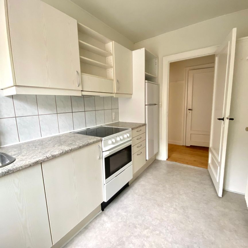 Indbydende 2-værelses lejlighed i centrum af Odense - Photo 1