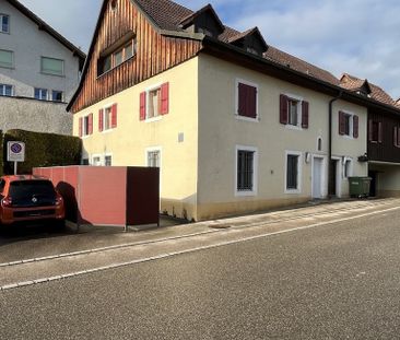 Grand logement de 6.5pcs à louer à Courtedoux ! 1er loyer net offert ! - Foto 5
