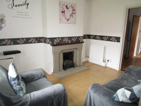 Parkgate Parade, Belfast, BT4 1ET - Photo 2