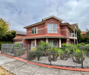 4 Argyle Close, Hughesdale VIC 3166 - House For Rent | Domain - Photo 6