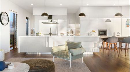 Tranquility in Sunrise Beach: a Luxurious Coastal Retreat - Photo 4