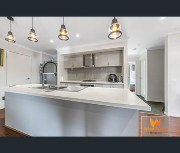 29 Lineham Drive, Cranbourne East, Vic 3977 - Photo 5