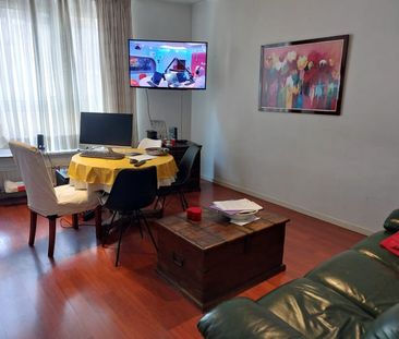 Appartement te huur - Photo 1