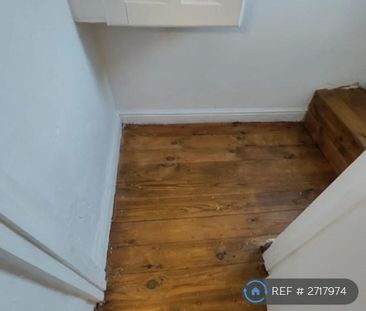 2 bedroom semi-detached house to rent - Photo 1