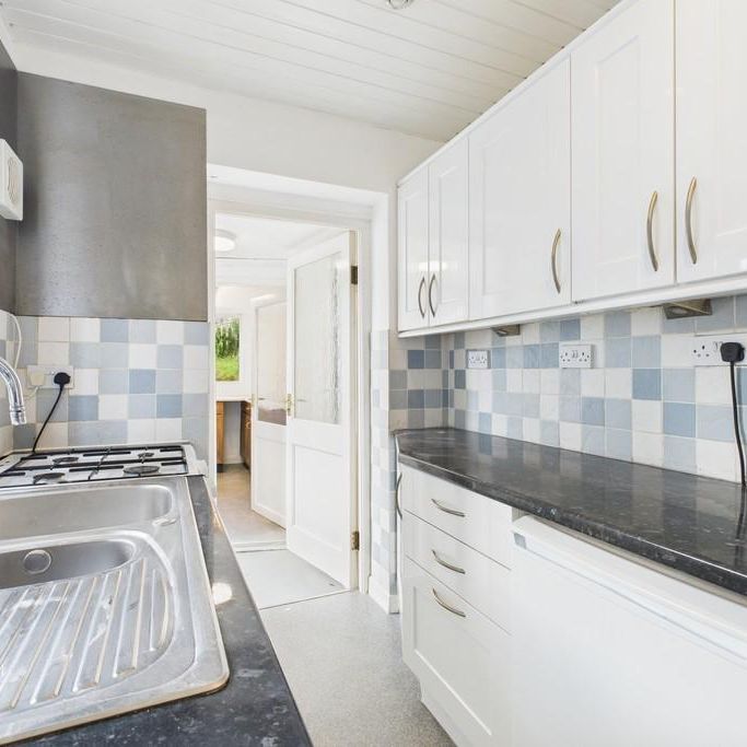 2 bedroom semi-detached house to rent - Photo 1